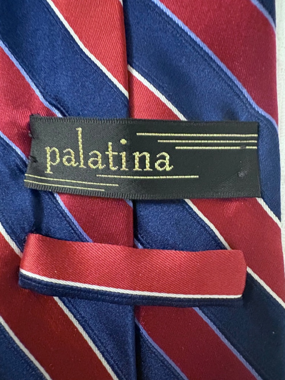Palatina Mens 100% Silk Striped Necktie Red Navy Blue Diagonal Stripes 3.75"